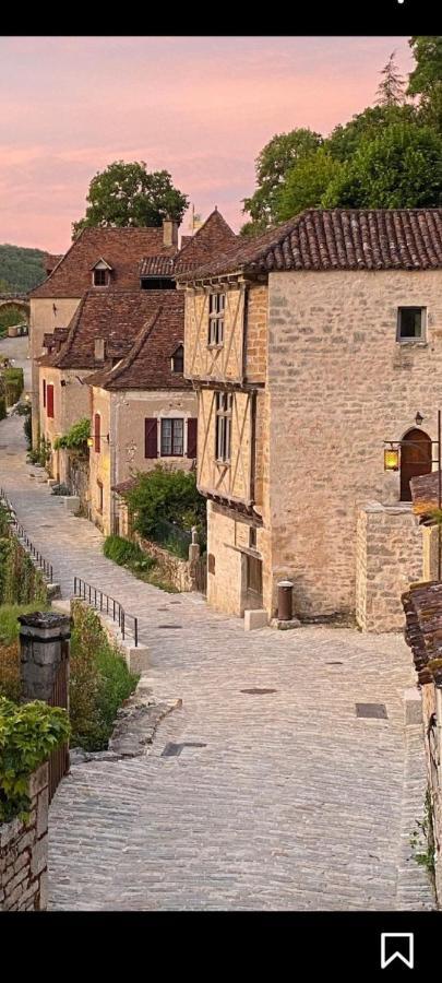Gite Du Tourneur Studio Au Coeur De Saint Cirq Kültér fotó